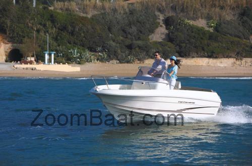 Jeanneau Cap Camarat 5.1 CC Spesifikasjoner og anmeldelser